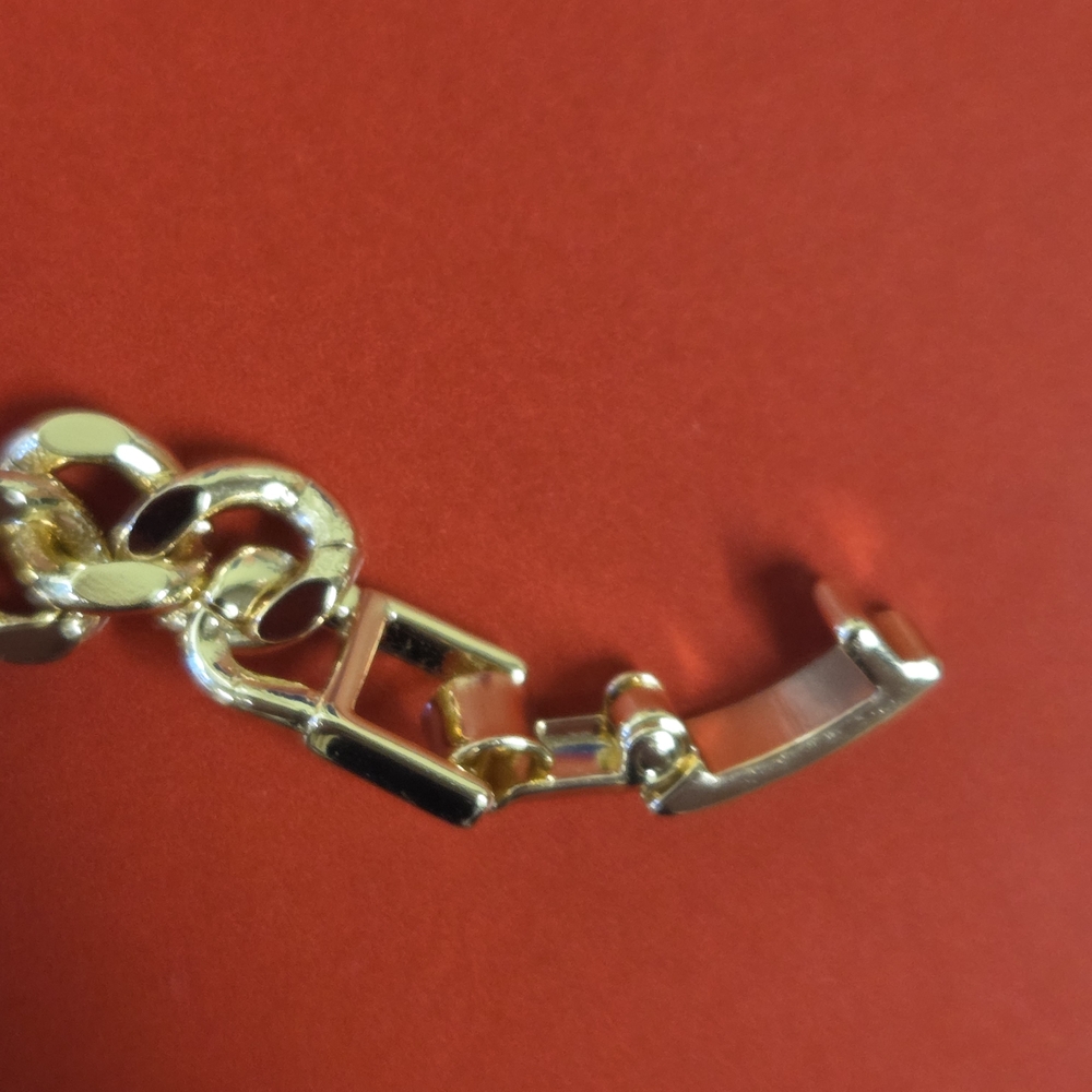 18k Gold Plated Crystal Bracelet - Picture 3 of 8
